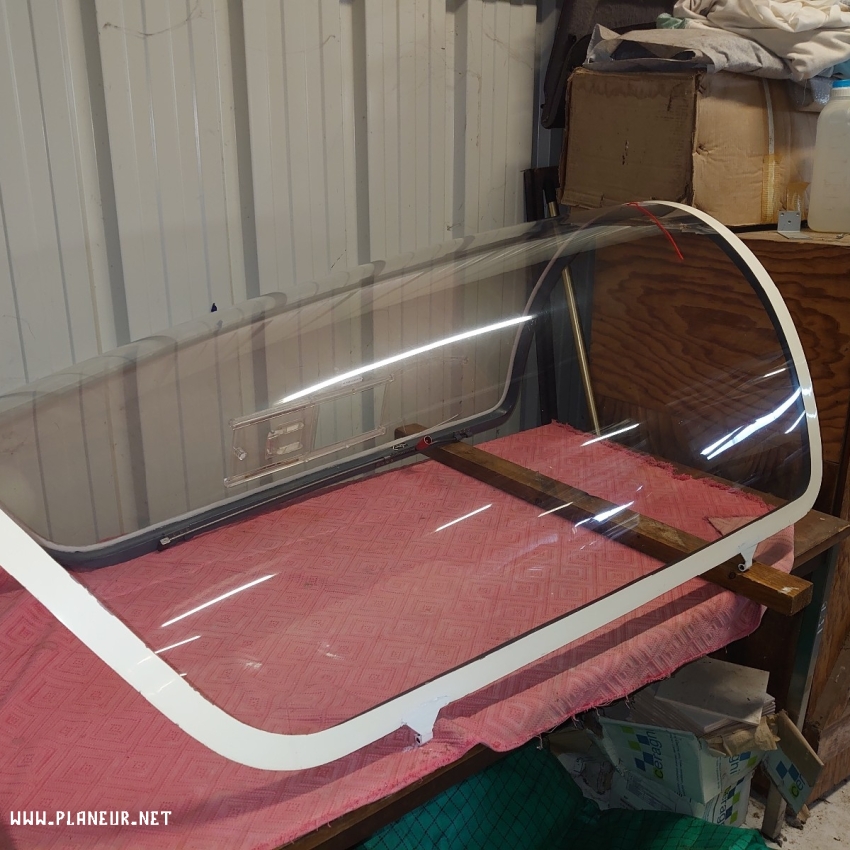 Vends verrière arrière de Marianne neuve